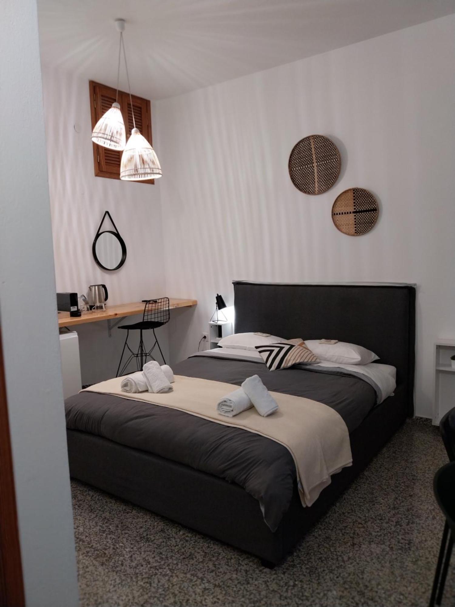 Homdwell Fine Living 2 Apartment Ermoupoli Ngoại thất bức ảnh